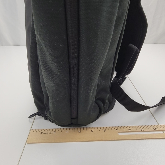 Under Armour UA Project Rock Duffle Backpack Bag Black Gold 1376459-002 New - Picture 14 of 16